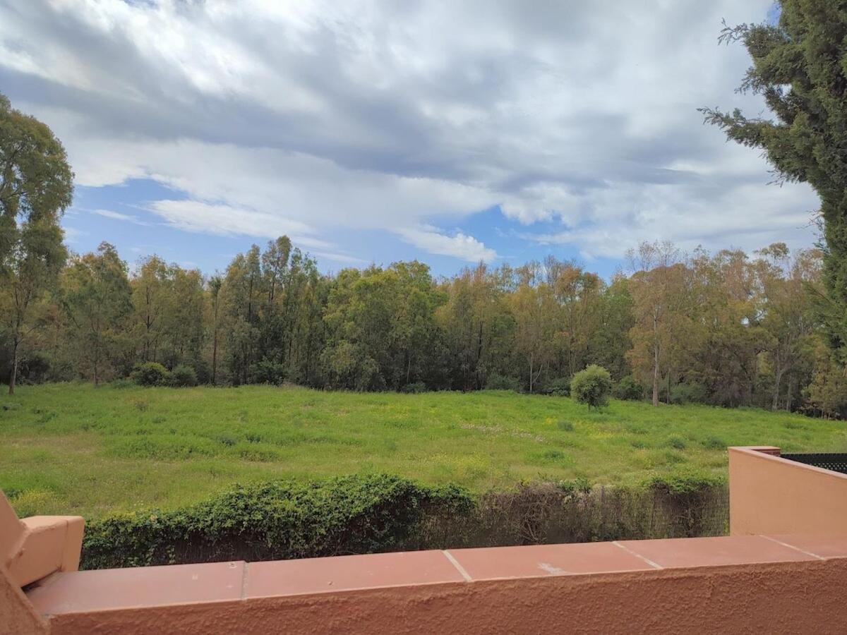 Apartamento Con Piscina Casares Exteriér fotografie