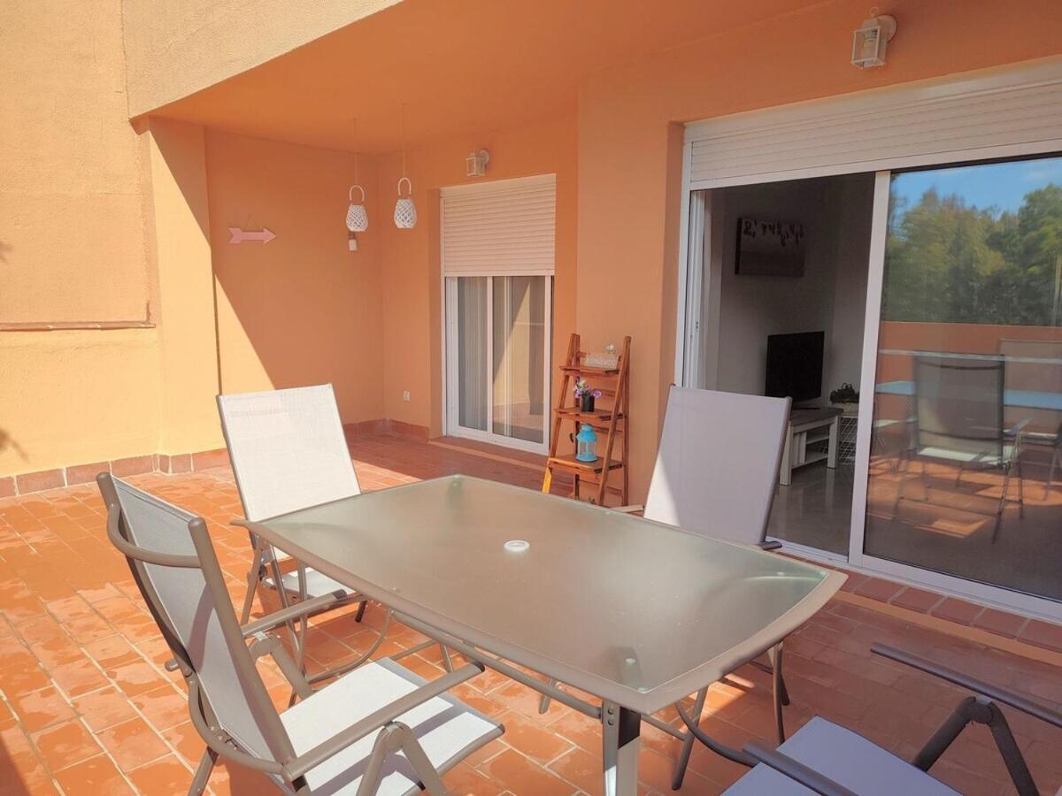 Apartamento Con Piscina Casares Exteriér fotografie