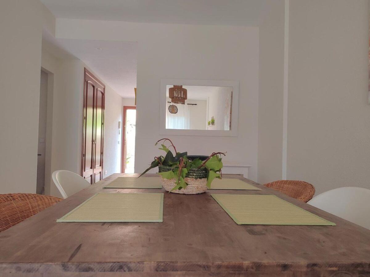 Apartamento Con Piscina Casares Exteriér fotografie