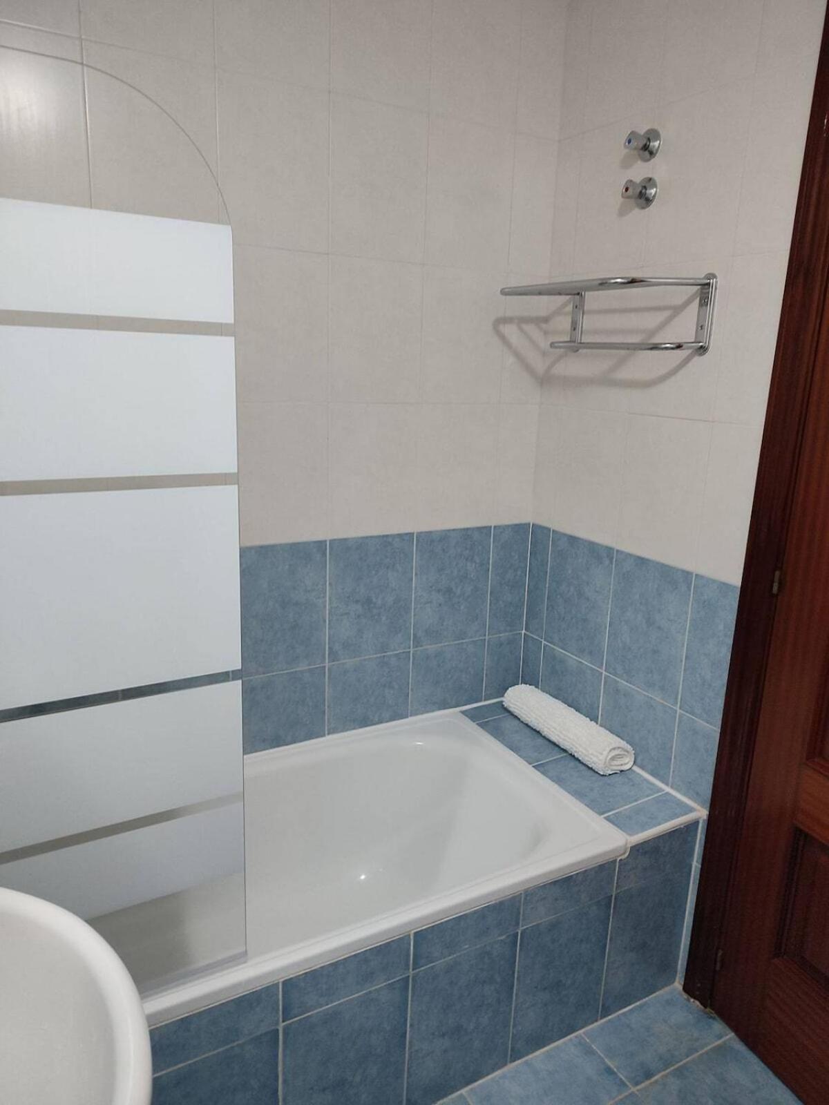 Apartamento Con Piscina Casares Exteriér fotografie